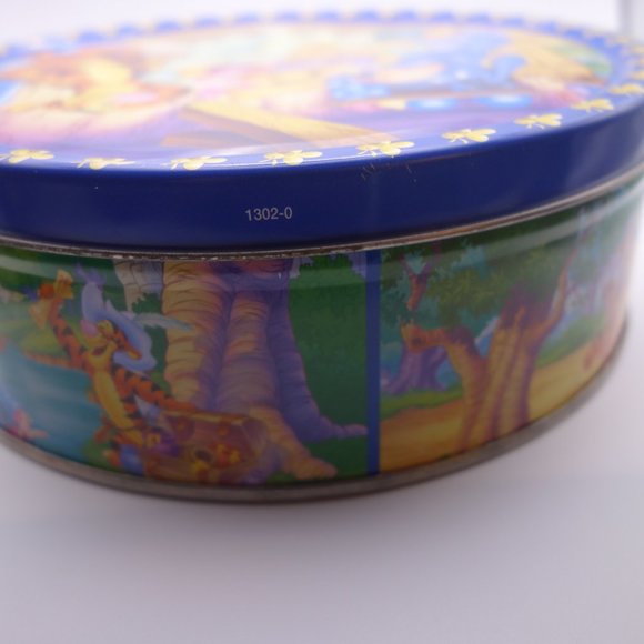 Winnie the Pooh Tin Collector Series 6/24 Best Before Date of 2005 - 1302-0 - Picture 6 of 14